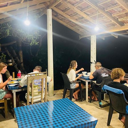 לינה וארוחת בוקר ווליגאמה Sky Mountain Cafe With Seaview מראה חיצוני תמונה